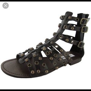 New in box Steve Madden sandals 7.5